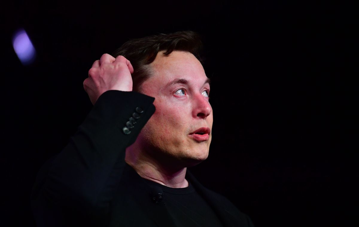 Elon Musk fights with Mexican businessman over StarLink trademark registration