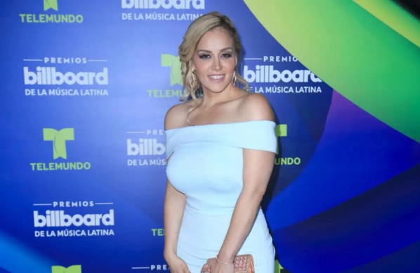 Chiquis and Rosie